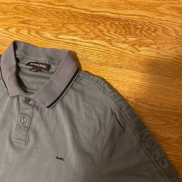 Michael Kors grey polo size - M - Picture 2 of 2